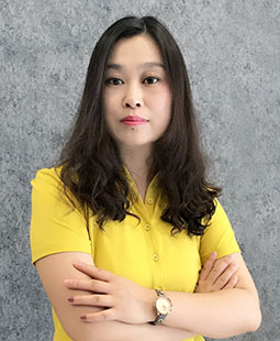 曹 婷 / 1 8年經(jīng)驗(yàn) / 設(shè)計(jì)總監(jiān)&易經(jīng)風(fēng)水分析師